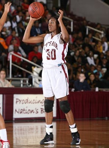 Nneka Ogwumike was the 2007-08 
MaxPreps National Girls Athlete
of the Year. 