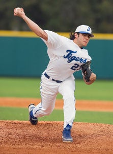 Lance McCullers, Jesuit