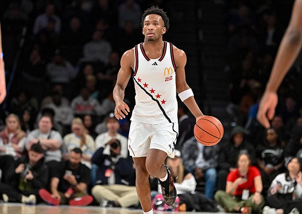 Five-star Kansas signee Darryn Peterson earned MVP honors for the West after scoring a game-high 18 points. (PHOTO: Dr. Raymond Nanko)