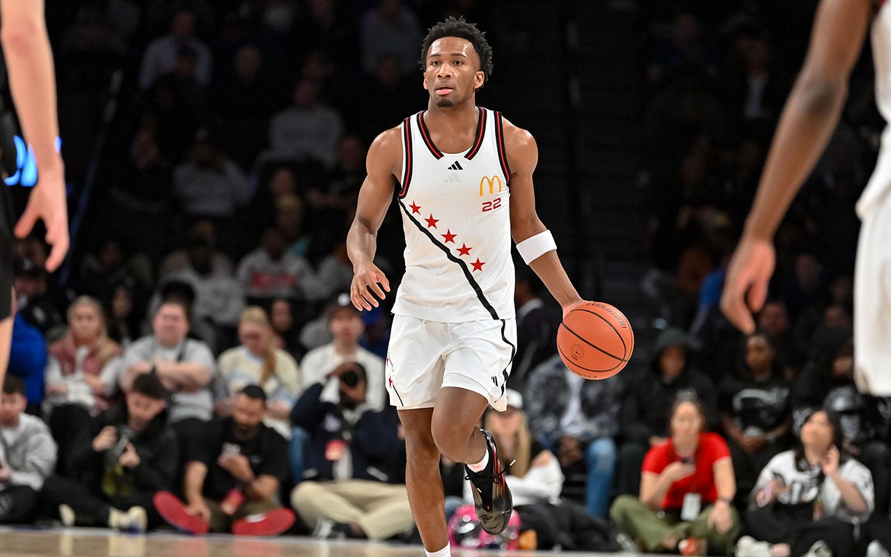 Cameron Boozer and Darryn Peterson win co-MVP of 2025 McDonald's All American Game