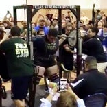 Video: Texas center squats 1,005 pounds to break own state record