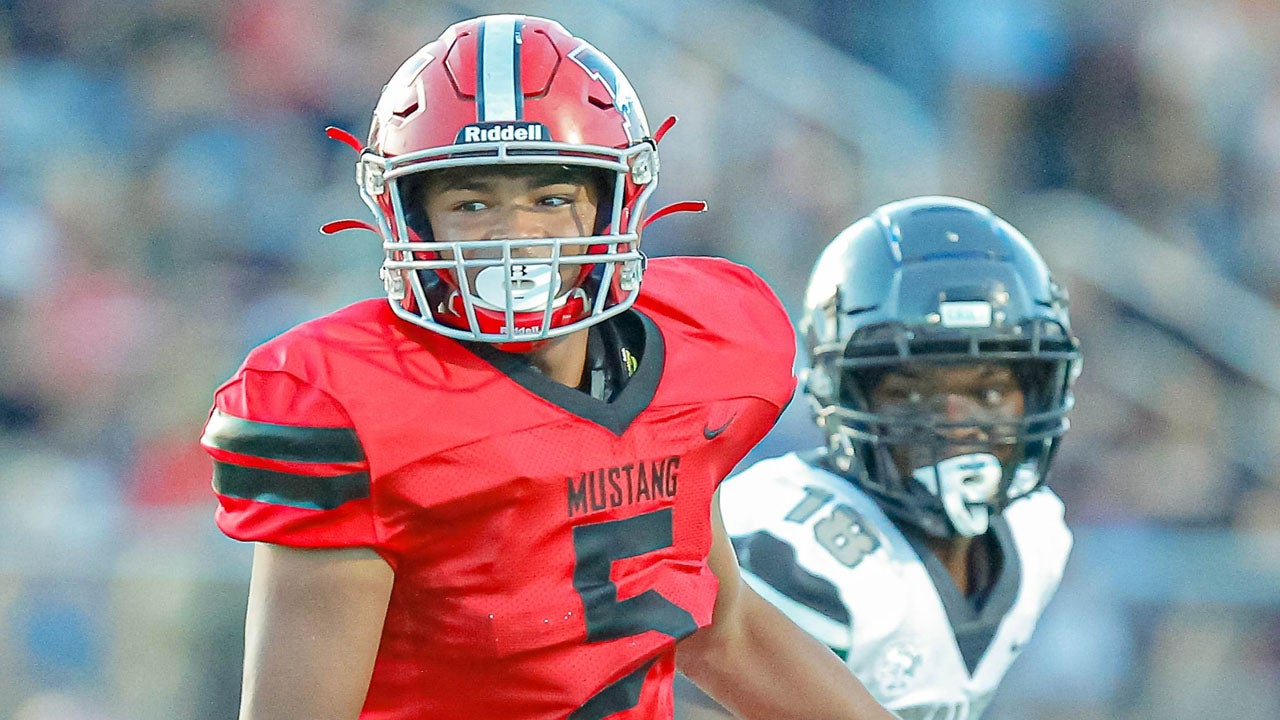 Top 10 Oklahoma high school football players from the Class of 2021