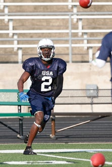 USA receiver and Florida State-
bound Jesus Wilson of Christopher
Columbus High School in Florida.