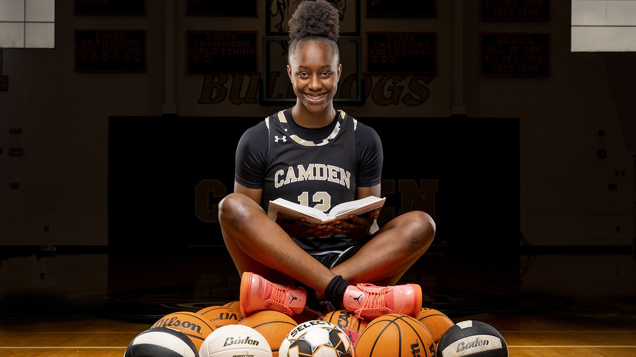 Joyce Edwards named 2022-23 MaxPreps Female National Athlete of the Year