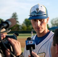 Coach Justin Dehmer's team went
44-0 and has won 87 straight
games.