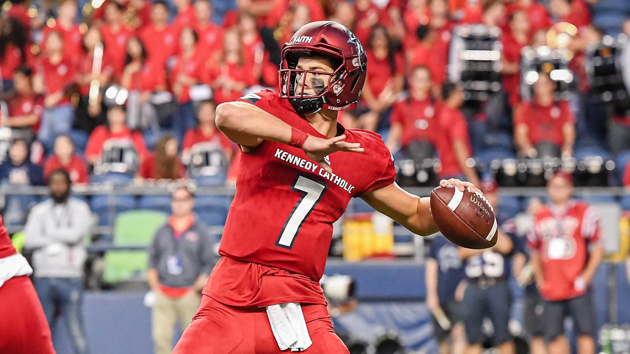 Five-star quarterback Sam Huard plans to play senior season in spring