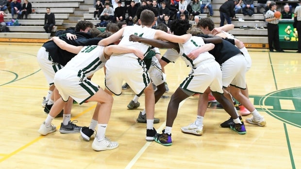 Jesuit (Portland) captured Oregon's state title for boys basketball, helping secure the No. 1 spot among all private schools nationally in the MaxPreps Cup standings.