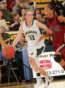 D'Evelyn's Madalyn Neely.
