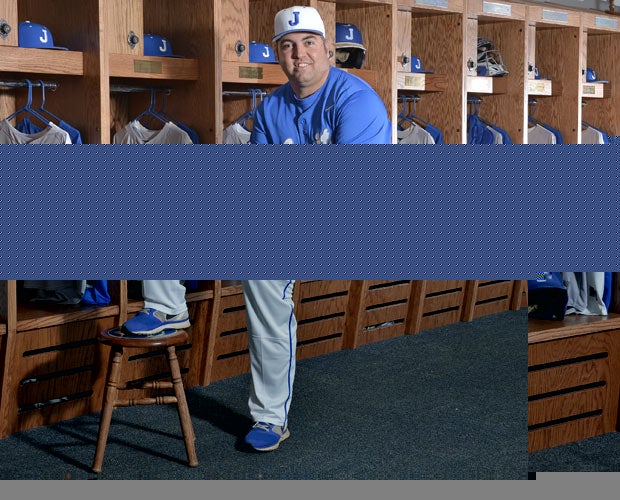 Head coach Miguel Menendez
