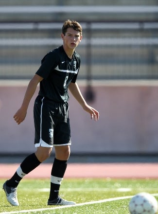 Tim Hudson leads undefeated Rangeview with 10 goals.