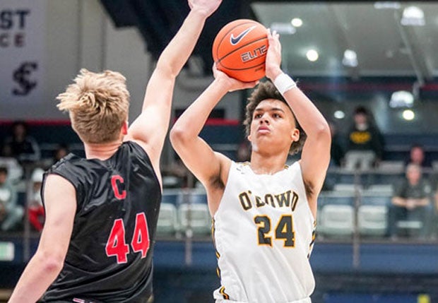 Jalen Lewis drilled a game-winning basket against defending state champion Campolindo at the 2020 MaxPreps MLK Classic. 
