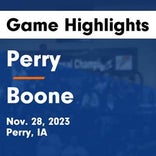 Boone piles up the points against Perry