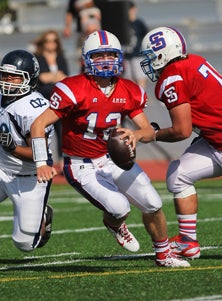 St. Ignatius quarterback Jack Stinn