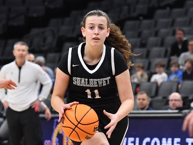 Arielle Grossman helped Shalhevet to a 50-46 win over San Domenico in the CIF Divsion IV finals on Friday at Golden 1 Center in Sacramento. Grossman had 18 points. (Photo: David Steutel)