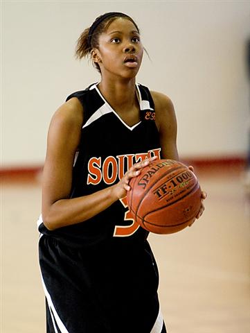 Tayler Hill is Minnesota's career scoring leader
