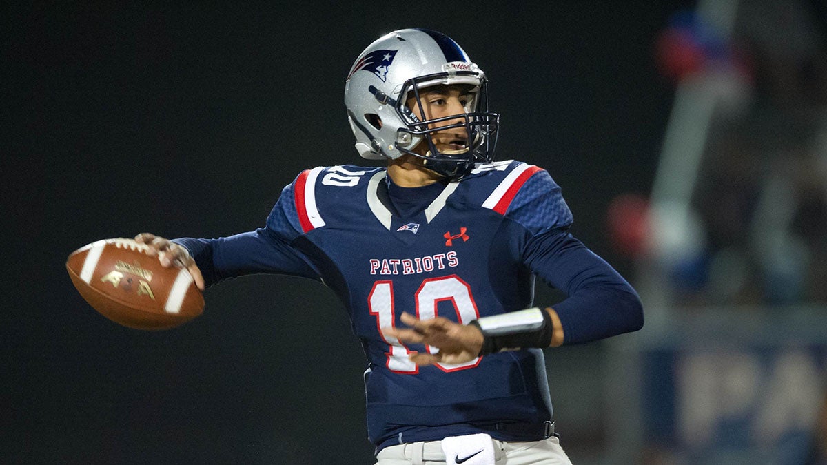 After Aaron Rodgers trade, California product Jordan Love in line to take over as quarterback of the Green Bay Packers