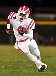 Mychal Traylor and Mater Dei's offensecame about 10 yards short of a game-winning field goal attempt.