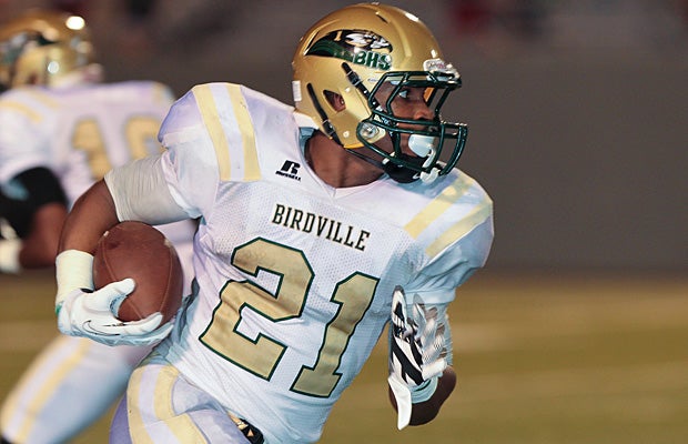 Xavier Turner racked up 399 rushing yards, including three touchdowns, in last week's win over Crowley.