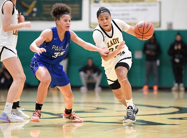 Zoe Brooks of St. John-Vianney is the MaxPreps New Jersey Player of the Year. (Photo: Robert Barnes)