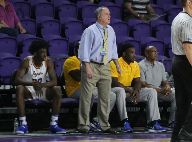 Doss took his final team to the prestigious City of Palms Classic in Florida last December.