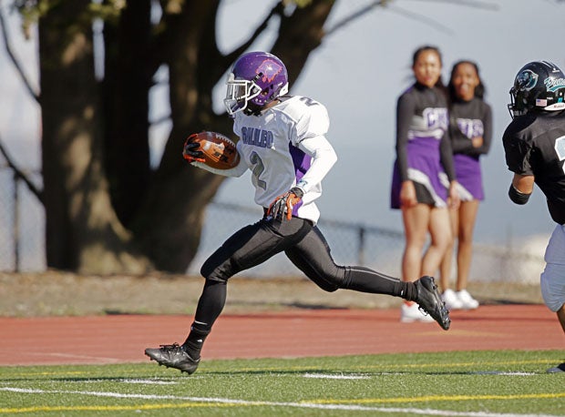 Dontell Jackson didn't score any touchdowns for Galileo but he set up at least three by catching the ball down field or out of the backfield.