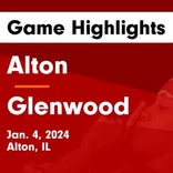 Glenwood takes loss despite strong efforts from  Makenna Yeager and  Macy Martynowski