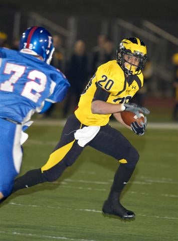 Del Oro's Bryce Pratt (20) was a one-man wrecking crew.