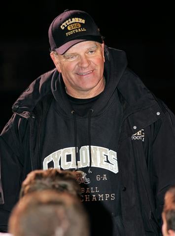 SHG's Ken Leonard is going after a fourth state title.