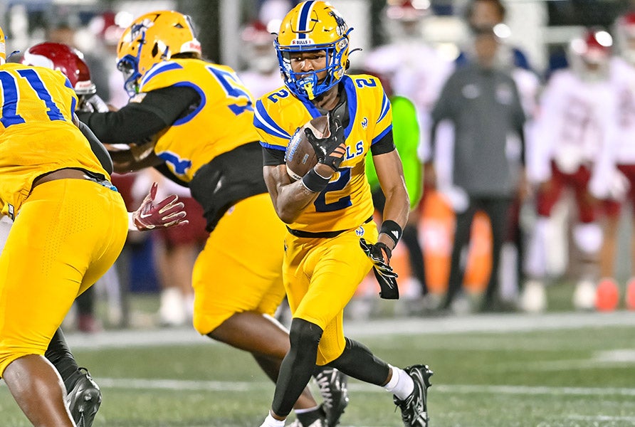 After helping Northwestern reach the Class 3A state championship game last season, Nick Lennear joined Carol City as one of several talented transfers. (PHOTO: Raymond Nanko, M.D.)