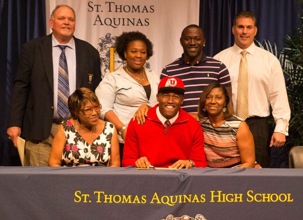 Christopher Hart of St. Thomas Aquinas (FL) signed with Utah.
