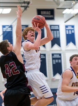 Junior Ryan Phelps and No. 5 Bayfield could meet
league rival and No. 12 Alamosa for the fourth time this
weekend - this time in the Class 3A state tournament.