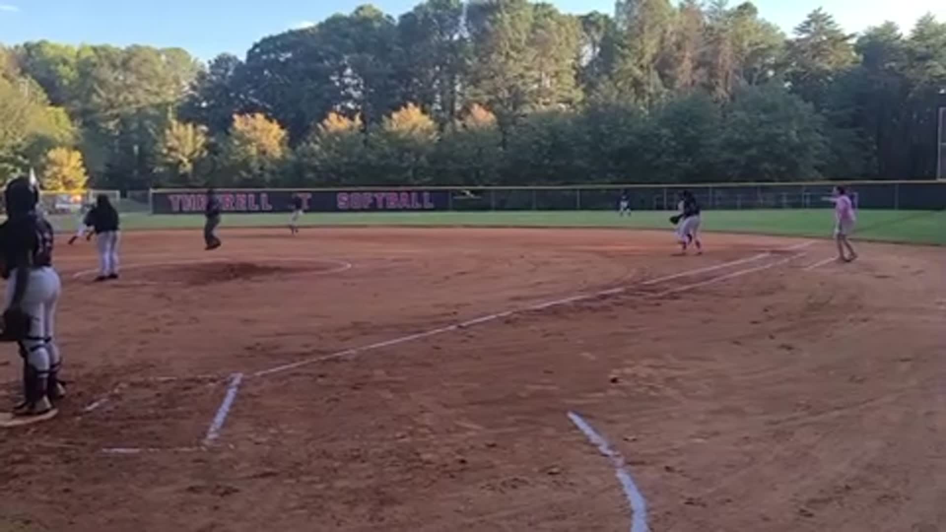 Softball Recap: Wednesday's  Loss Ends Therrell's Winning Streak