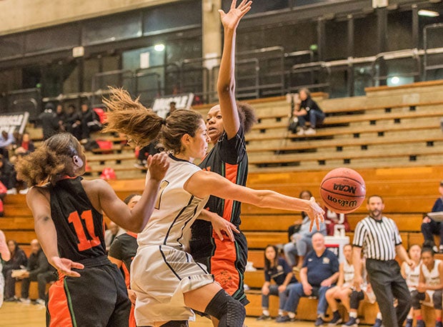 IHSA Class 3A girls basketball Sweet 16 brackets