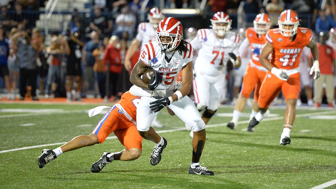 Highlights, recap: No. 8 Mater Dei upends No. 2 Bishop Gorman, avoids first losing streak since 2013