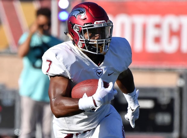 D'Andre Swift in action against Oaks Christian at the Honor Bowl.