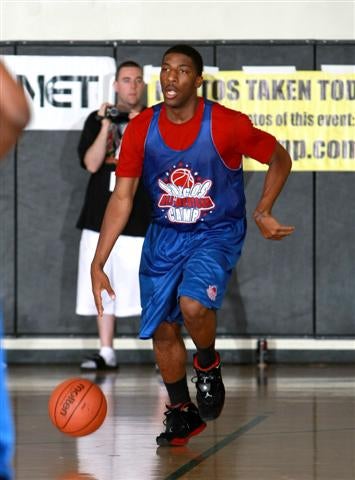 Pe'Shon Howard, Oak Hill Academy (Mouth of Wilson, Va.)