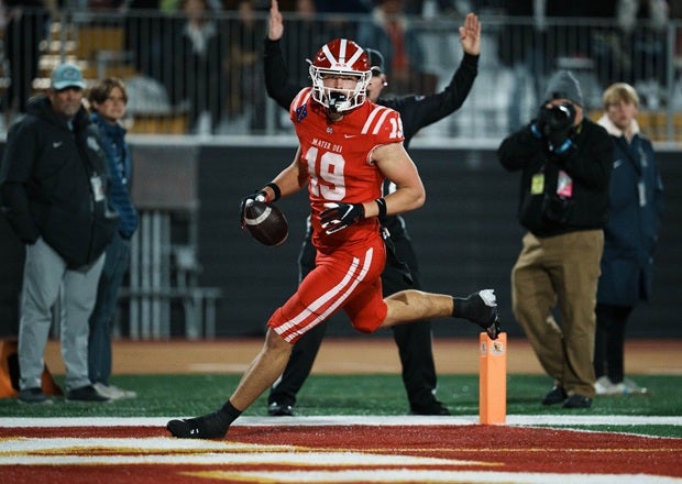 Mater Dei's Mark Bowman in action last year against De La Salle. (FILE PHOTO: Tajuan Netterville)