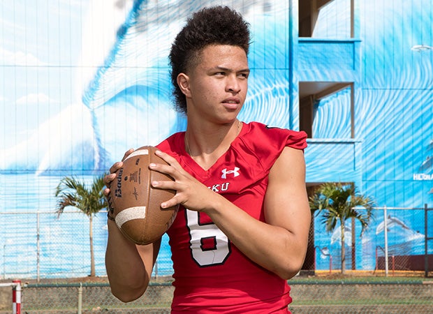 Quarterback Sol-Jay Maiava