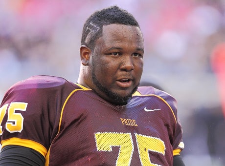 Mountain Pointe star two-way lineman Natrell Curtis is inspiring one Bishop Gorman center.