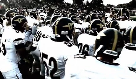Despite graduating 15 players from last year's state finalist, Punahou is still considered a Hawaii powerhouse based on a tremendously talented under class and the 14 years of coaching experience from Kale Ane. Punahou plays a very experienced West (Anchorage) team in the first of two games in the second Fire and Ice Bowl.