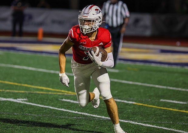 In his varsity career that began in eighth grade, Florida State-bound receiver Jasen Lopez has hauled in 257 receptions for 4,206 yards and 48 touchdowns. (PHOTO: Jeff Klein)