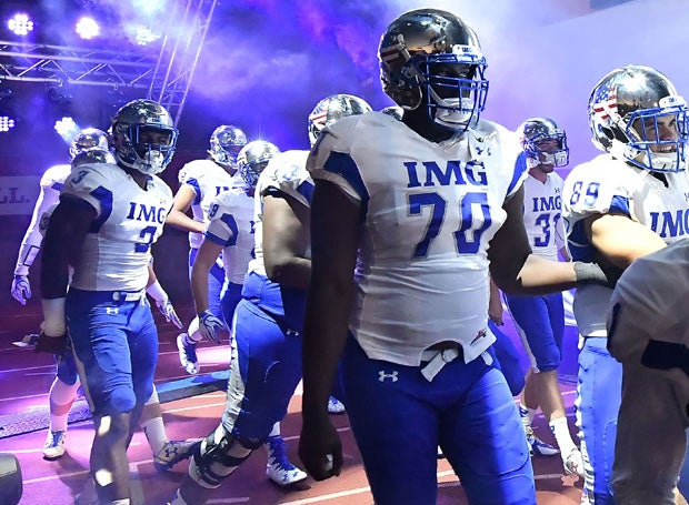 IMG Academy before taking the field last year in its showdown with Centennial. 