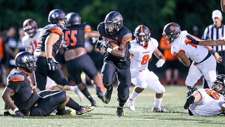 Belleville is looking to defend its MHSAA D1 state title.