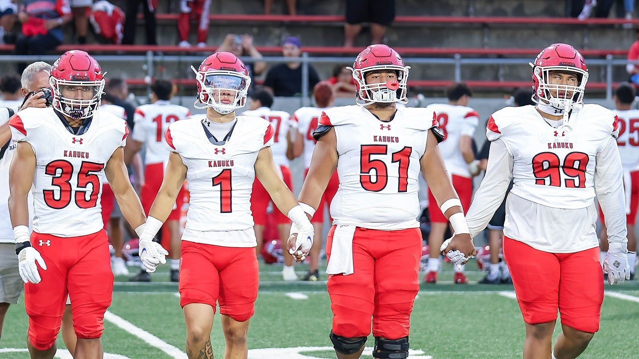 High school football: Kahuku upsets No. 3 St. John Bosco 30-23 on late fourth-quarter touchdown