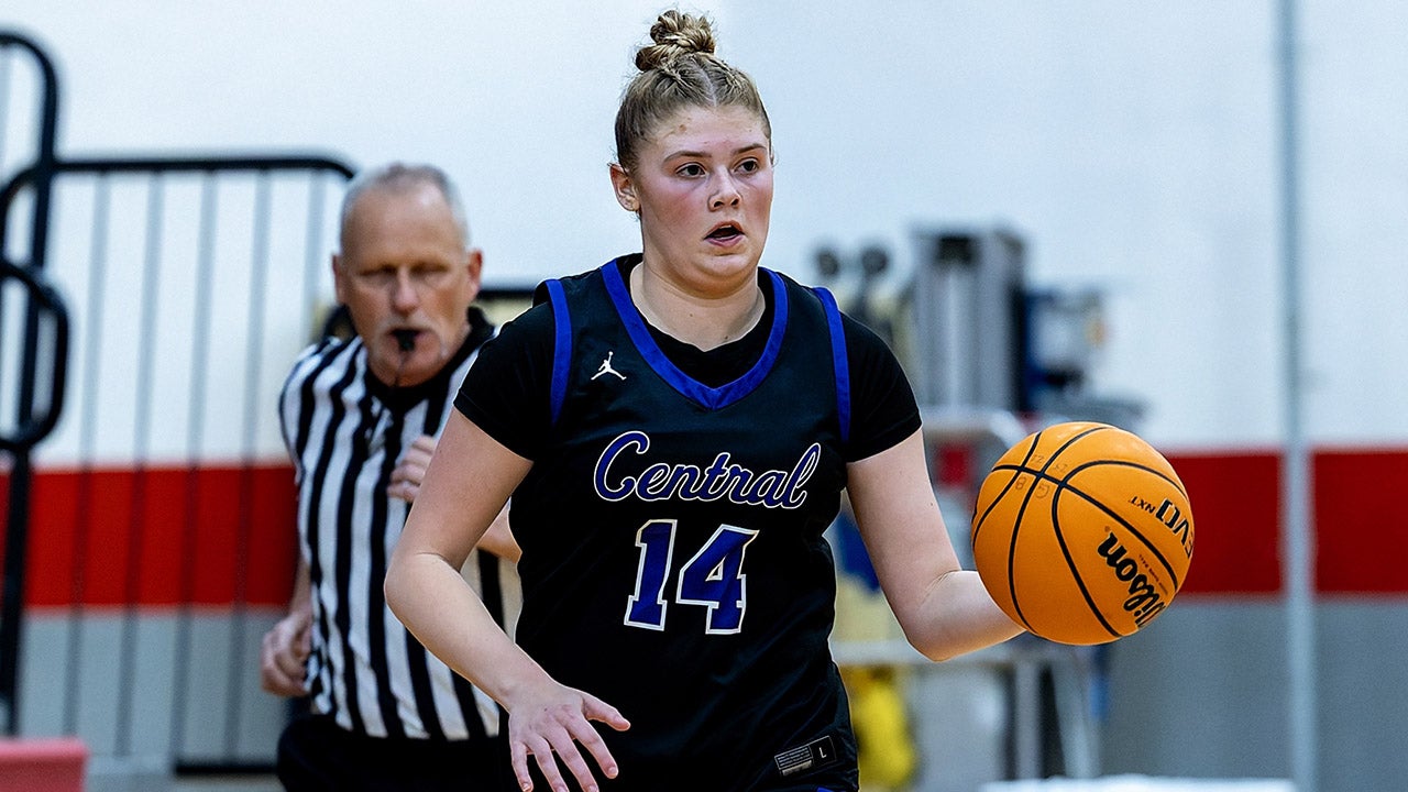 GIRLS BASKETBALL: Final Small Town Top 25