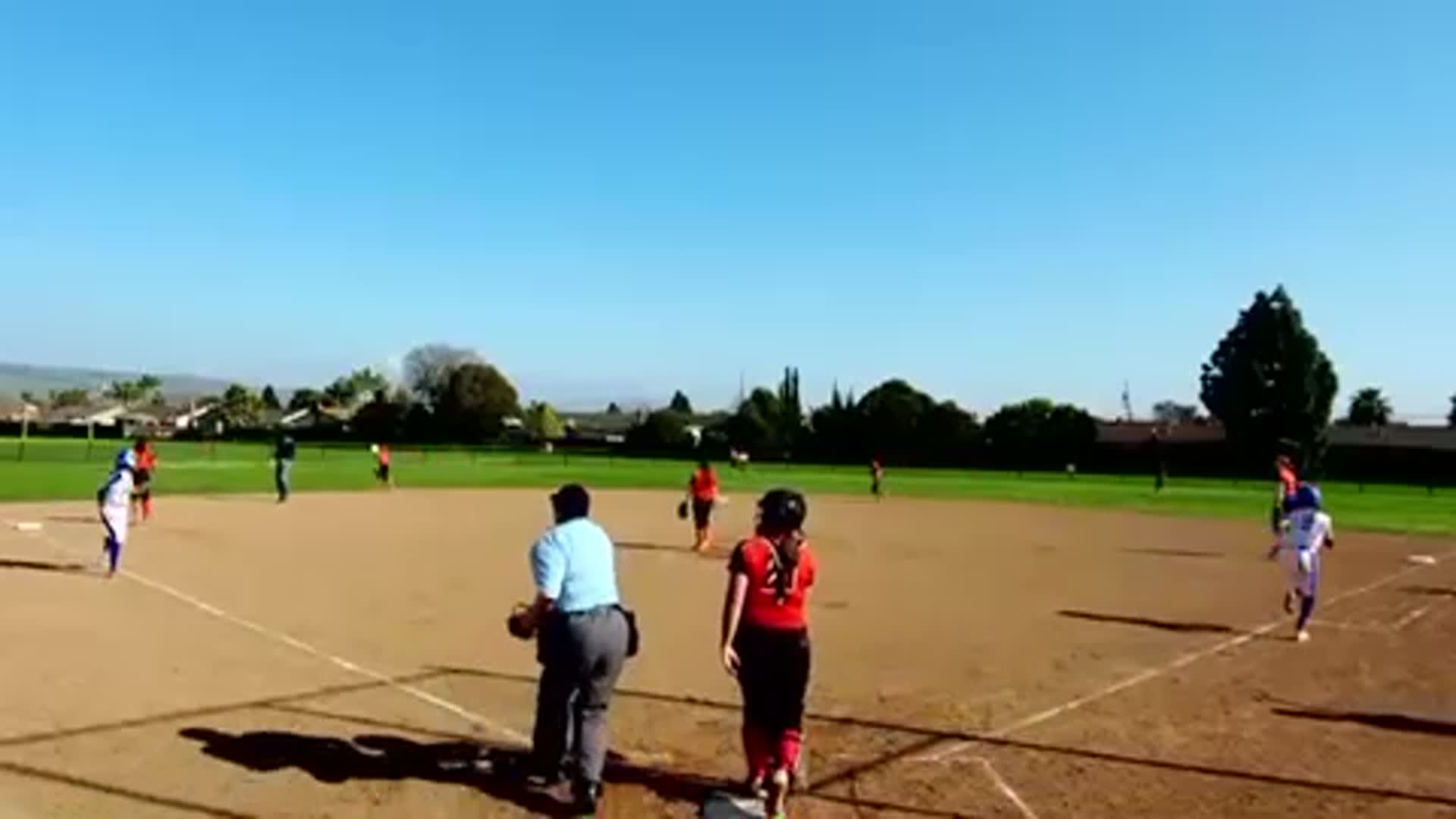 Softball Game Preview: Mt. Eden Monarchs vs. Irvington Vikings