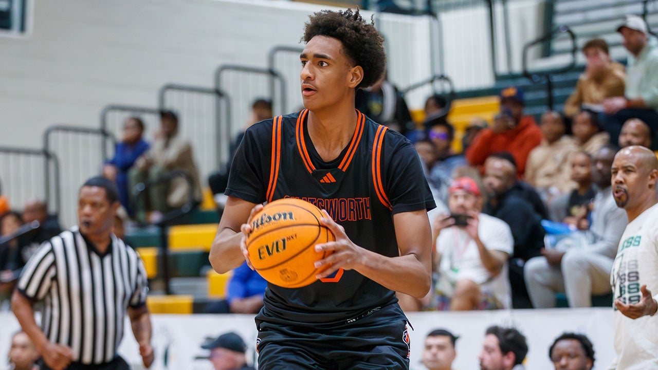 BASKETBALL: Arenas goes for 56 points