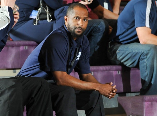 Anthony Jones was announced Friday as the new Montverde Academy girls basketball coach. The former Dr. Phillips coach, pictured here during a 2011 game, led the Panthers to six Florida state titles in more than 20 seasons at the Orlando school. (FILE PHOTO: MARK JONES)
