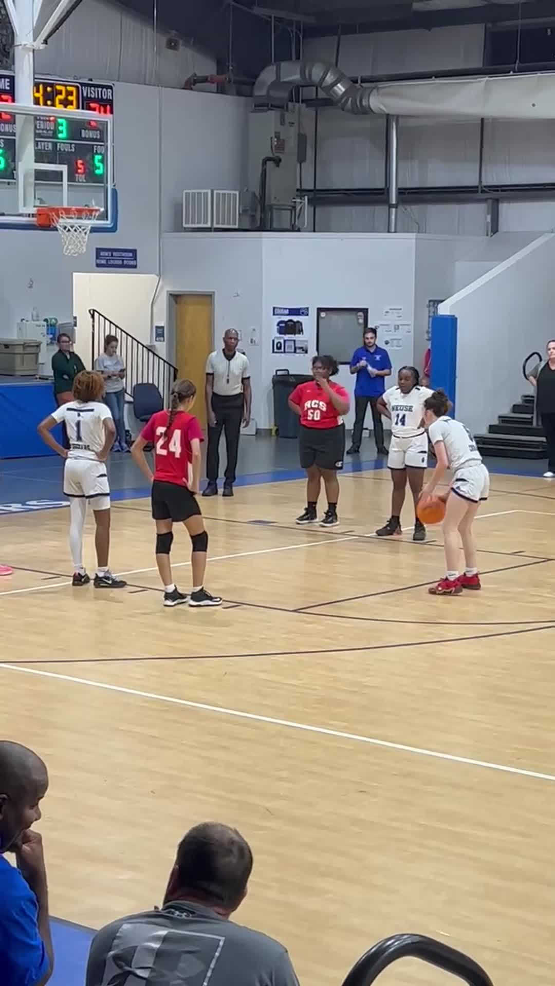 Volleyball Recap: Neuse Charter Starts Season with  Win at Home