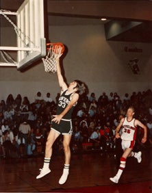 Andy Beal averaged a double-double
his senior year in high school.